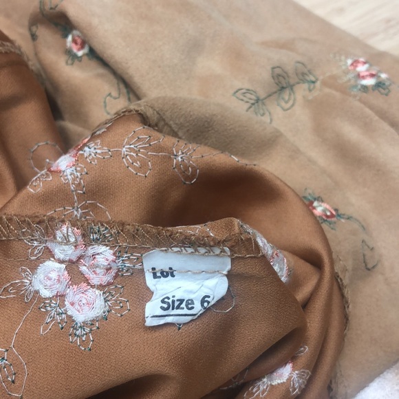 Dressbarn size 6 button down - Picture 5 of 13